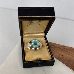 Vintage Blue and White Cluster Ring with pearl Design lot D21